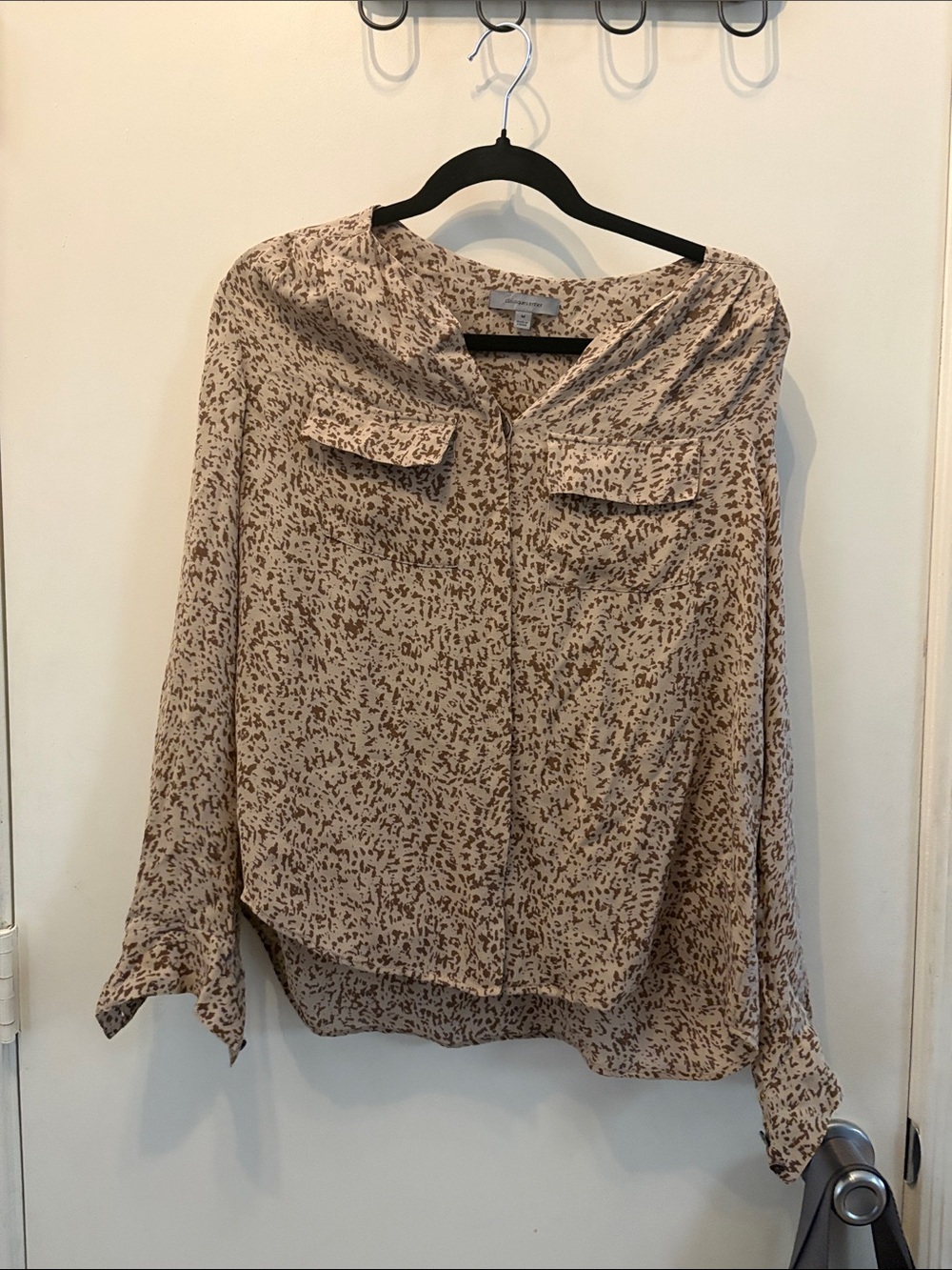 Classiques Entier Beige and Brown Printed Button-Front Shirt Size M 100% Silk